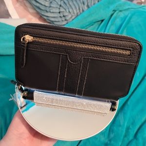 Nwt time and tru zippy wallet